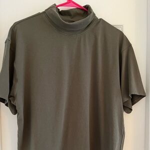 Lululemon short sleeves roll down neck 12